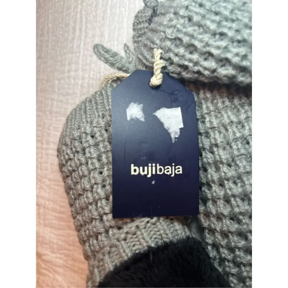 NWT HatAttack Buji Baka Waffle Knit Plush Armwarmer